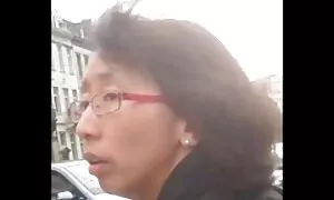 自分自身を愛撫し、吸う 女の子 為 動画