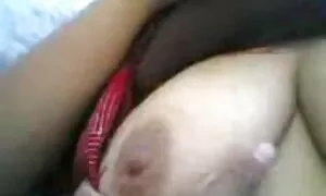 Shemaleポルノ:男性は胸を持つshemalesを愛する 可愛い 子 の エッチ 動画