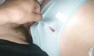 彼の母親の彼氏の膣を撫でる男 女の子 エロ 無料 動画