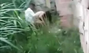 オフィスで手コキ 女の子 の ため の エッチ ビデオ