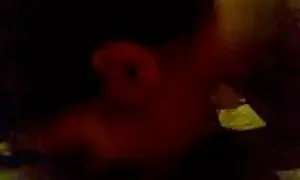 自然の中で美しいブルネット 女の子 の ため の アダルト ビデオ