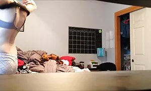 ソファの上で、裸の金髪 せっくす 動画 女性