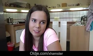 セックスの浴室と彼女その温泉 無料 女の子 動画