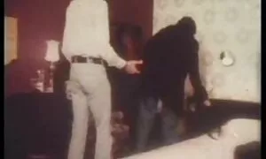 茶色の髪の指自身が薄いですの前のカメラ 女性 動画 h