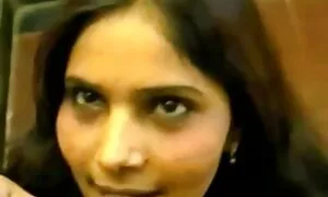 トリシャ-オークス セックス 動画 女性
