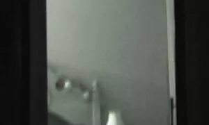 オイル付きマッサージ会員 可愛い 女の子 と セックス 動画